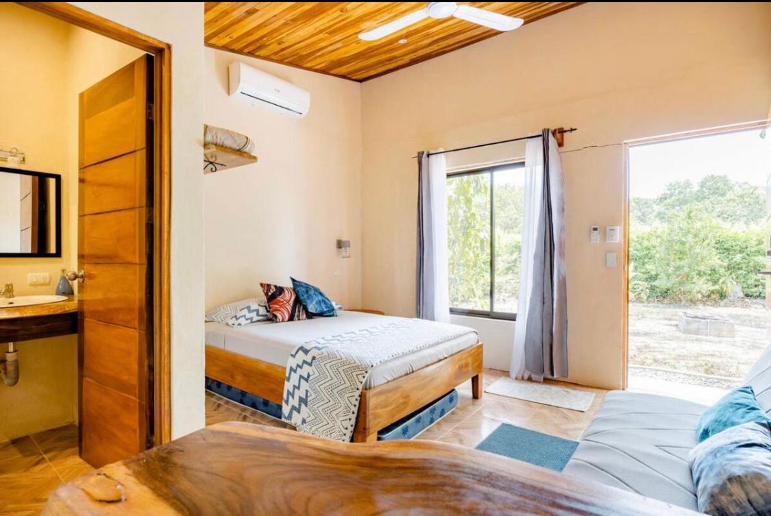 Apartamento El Guanacaste, Cerca Tamarindo Con Piscina サンタ・クルス エクステリア 写真