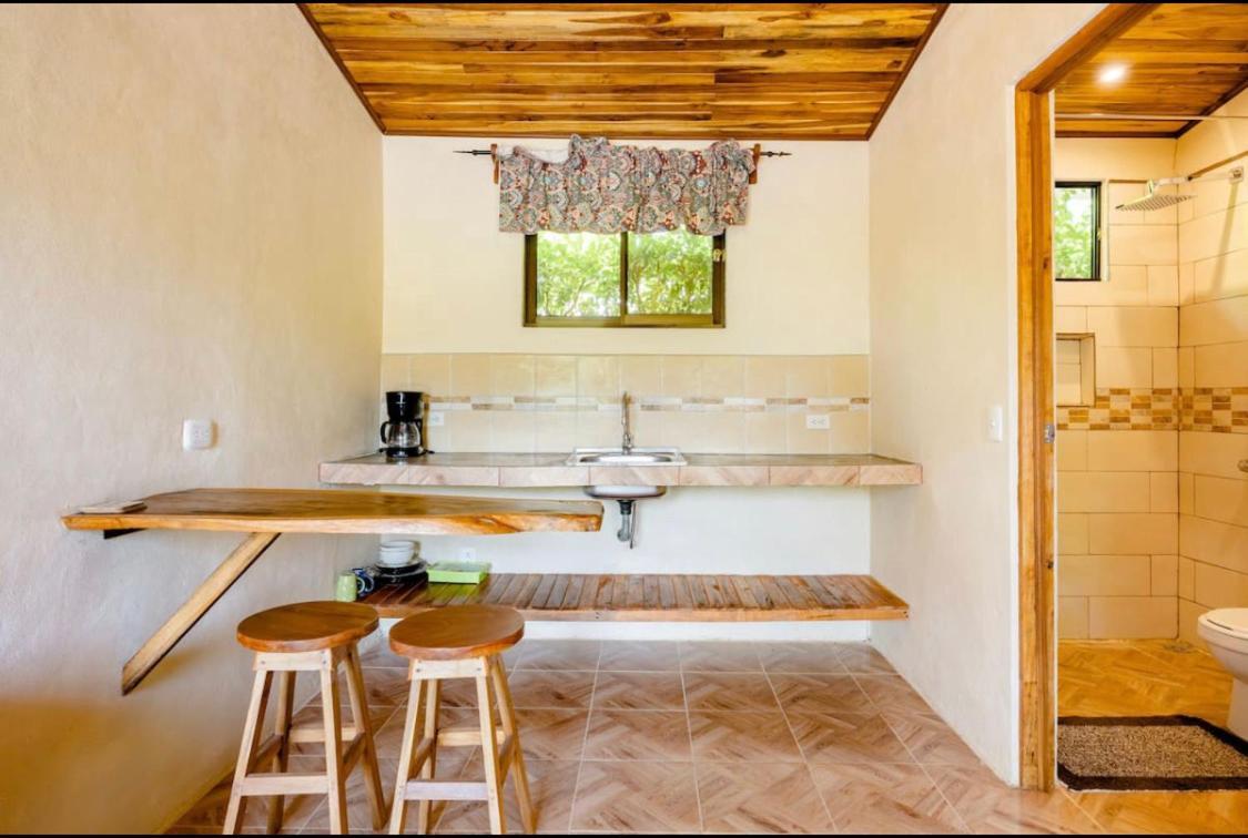 Apartamento El Guanacaste, Cerca Tamarindo Con Piscina サンタ・クルス エクステリア 写真