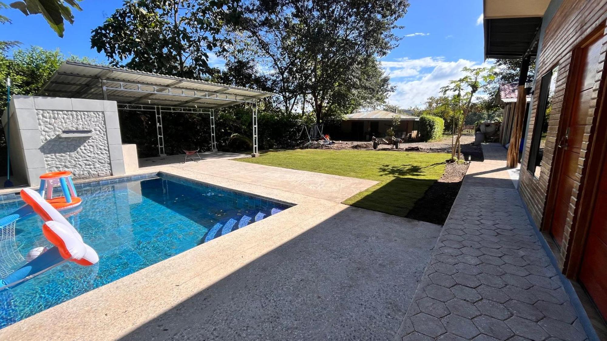Apartamento El Guanacaste, Cerca Tamarindo Con Piscina サンタ・クルス エクステリア 写真